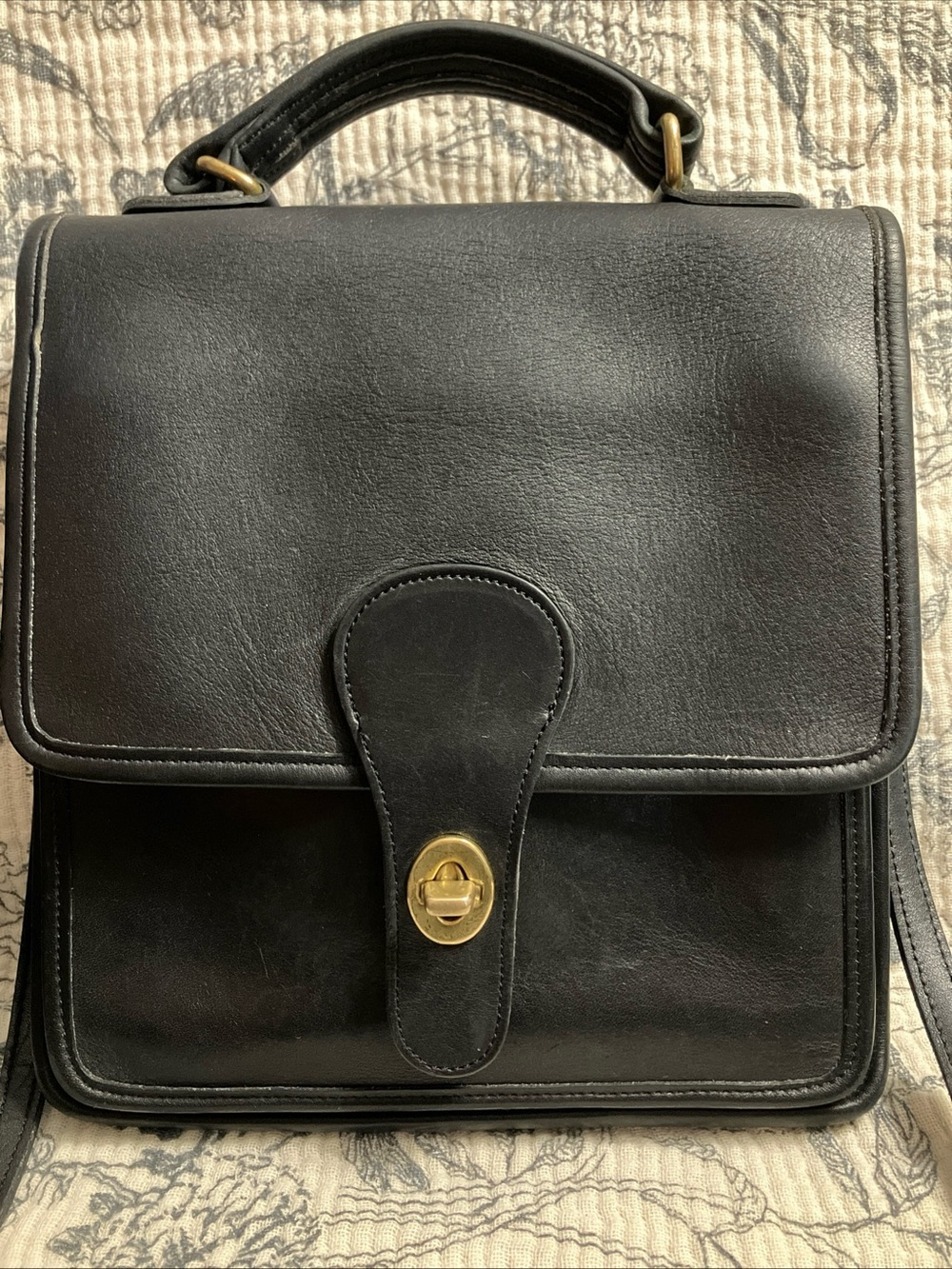 Vintage Coach Station Bag #5130 Black Leather Crossbody Top Handle